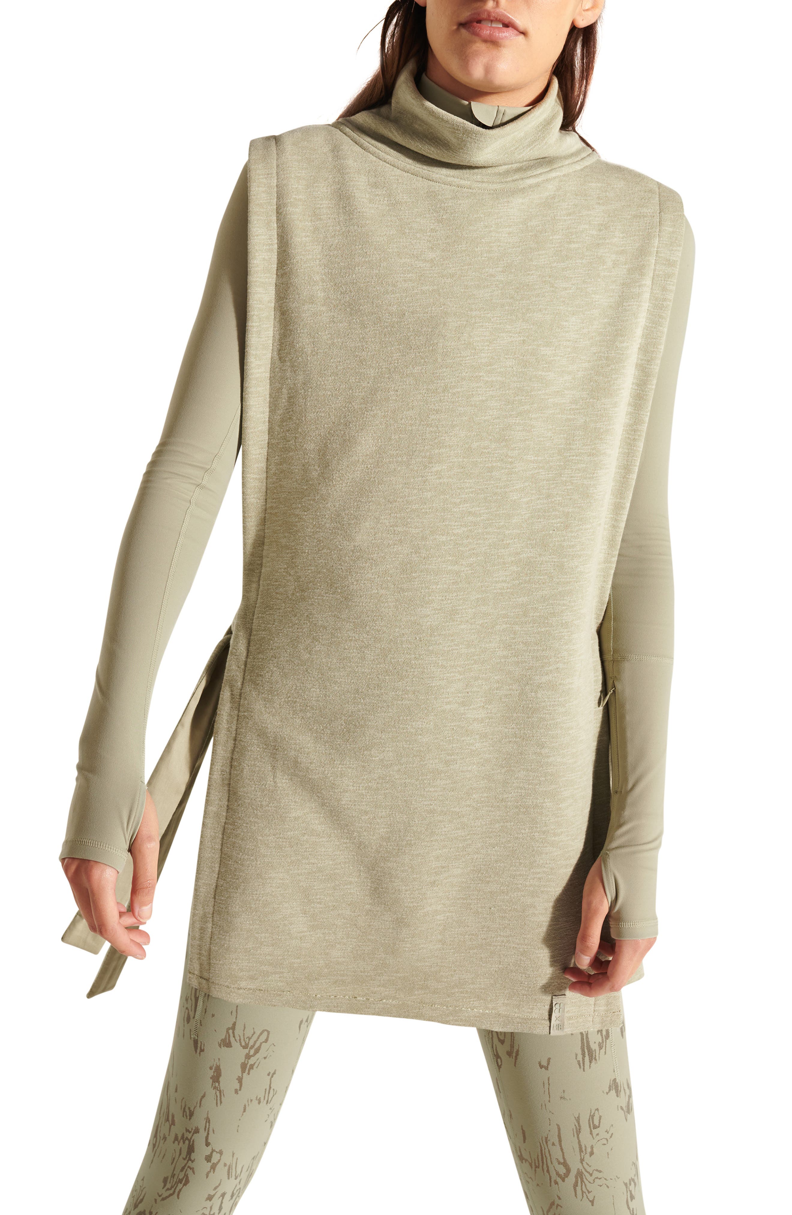 Sweaty Betty Halle Berry x Sweaty Betty Niad Tabard Vest (Women ...