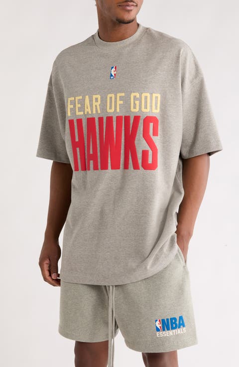 Hawks '90s Cotton Graphic T-Shirt