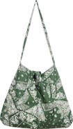 Petit Moments Beach Tote