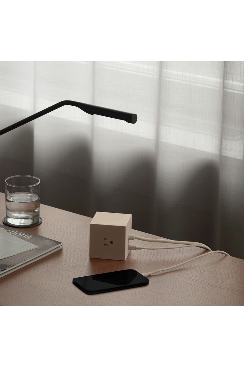 Square 1 with 30W Dual USBC & Magnetic base, Alternate, color, Opal white