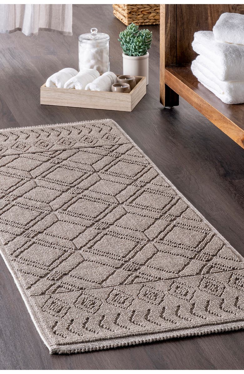 NULOOM Ethan Textured Trellis Bath Mat, Main, color,
