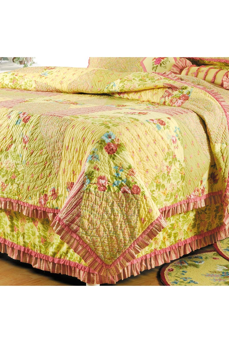 Gabrielle Full/Queen Quilt, Alternate, color, Yellow