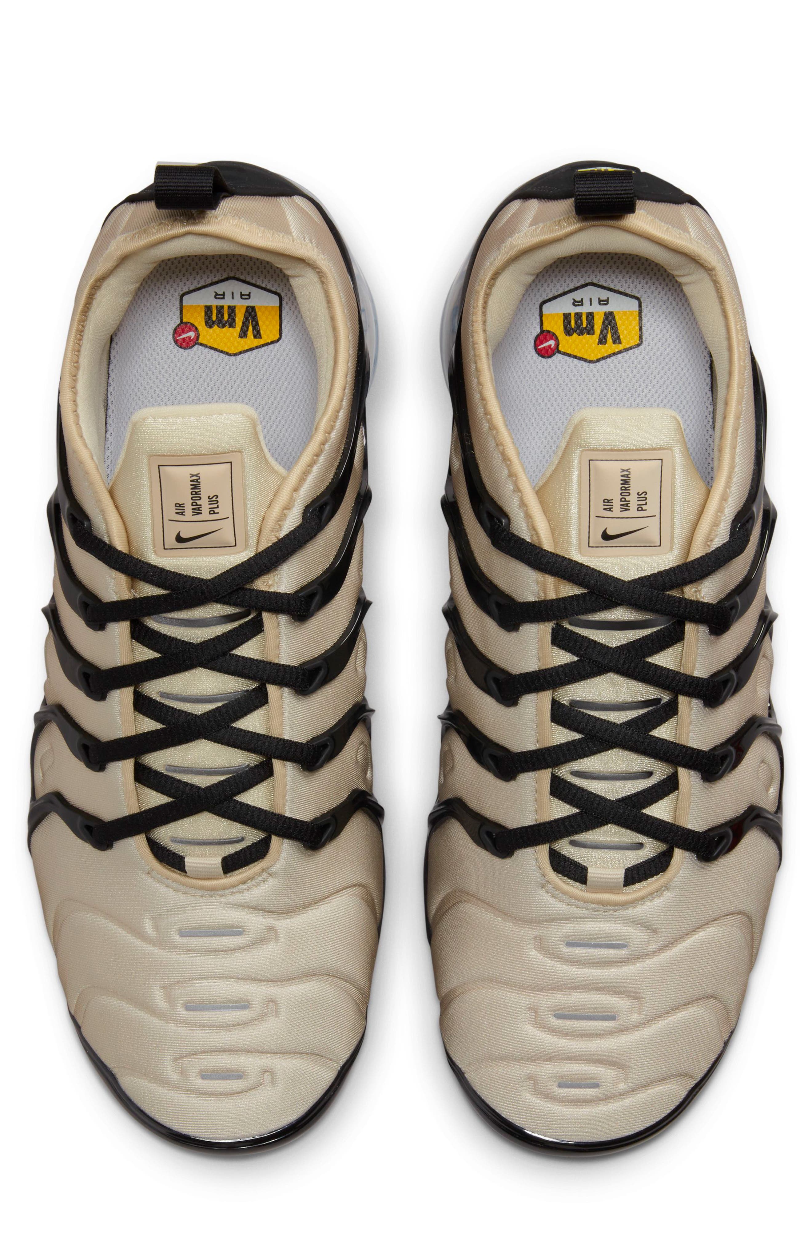 Nike Air VaporMax Plus Sneaker, Alternate, color, 