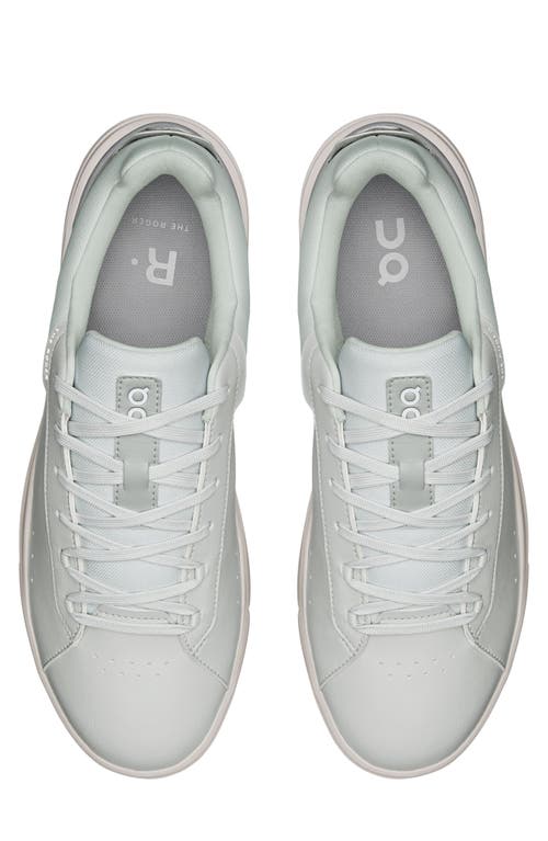 On The Roger Advantage Tennis Sneaker In Gray