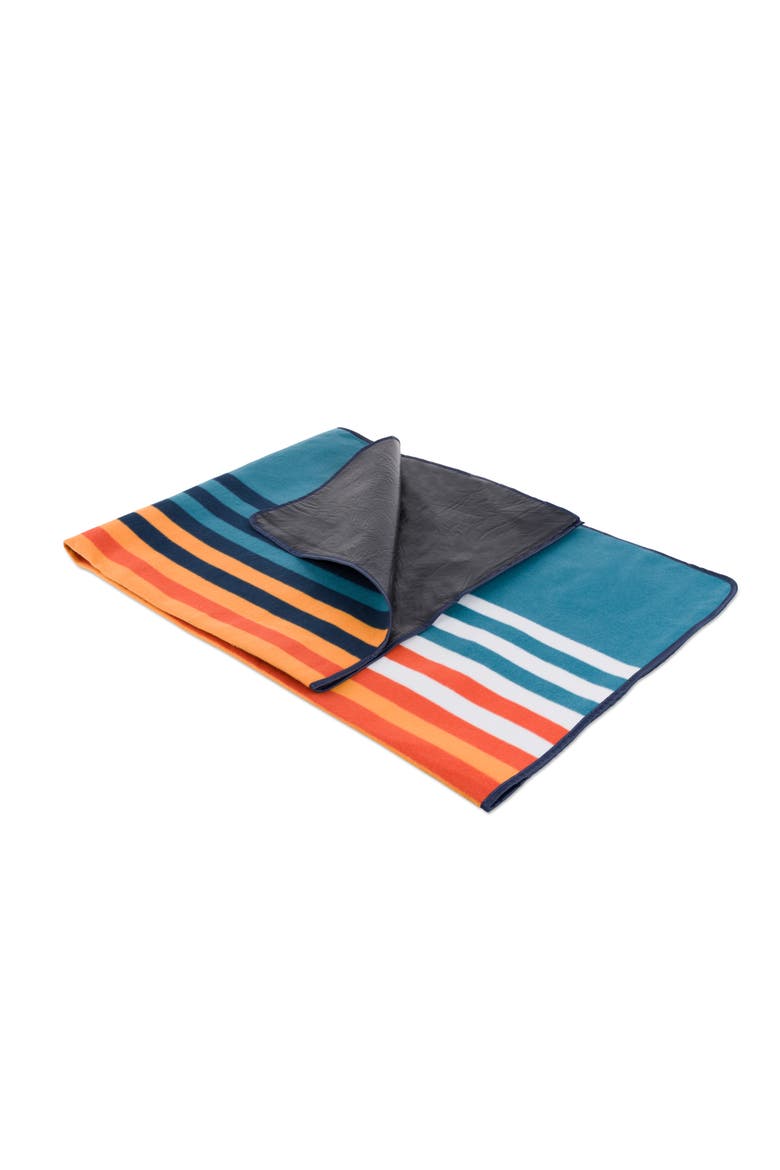 Blanket Tote XL Outdoor Picnic Blanket, Alternate, color, Marine Stripe