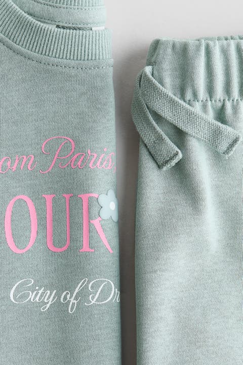 2-piece Printed Sweatshirt And Shorts Set