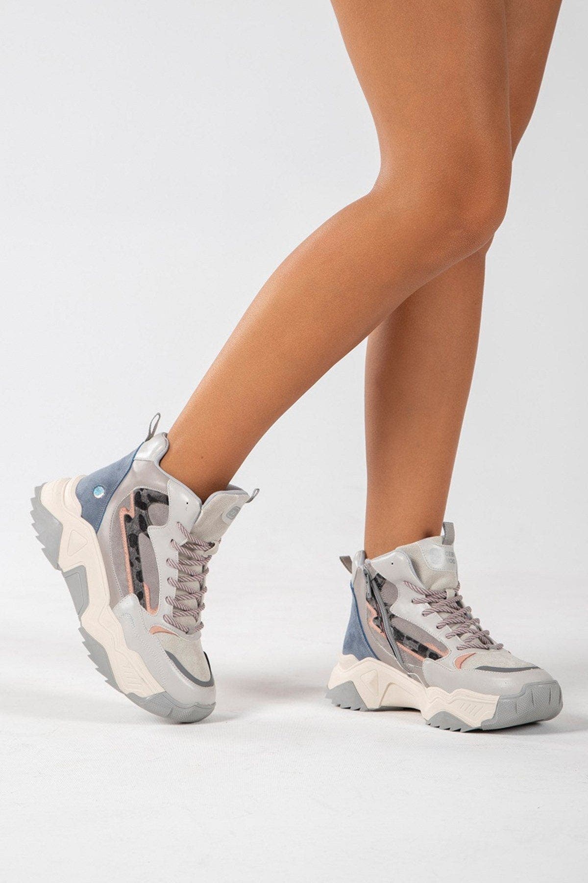 Olivia Sport Boot - image 4