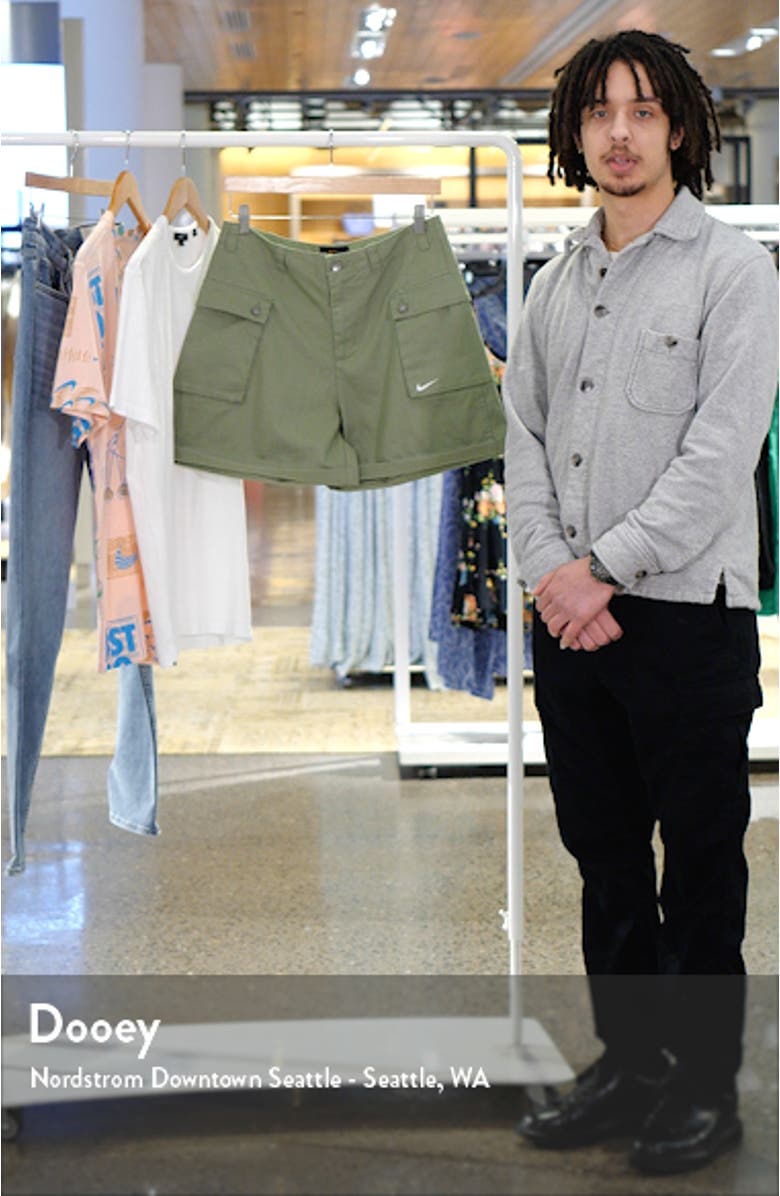 Woven P44 Cargo Shorts, sales video thumbnail