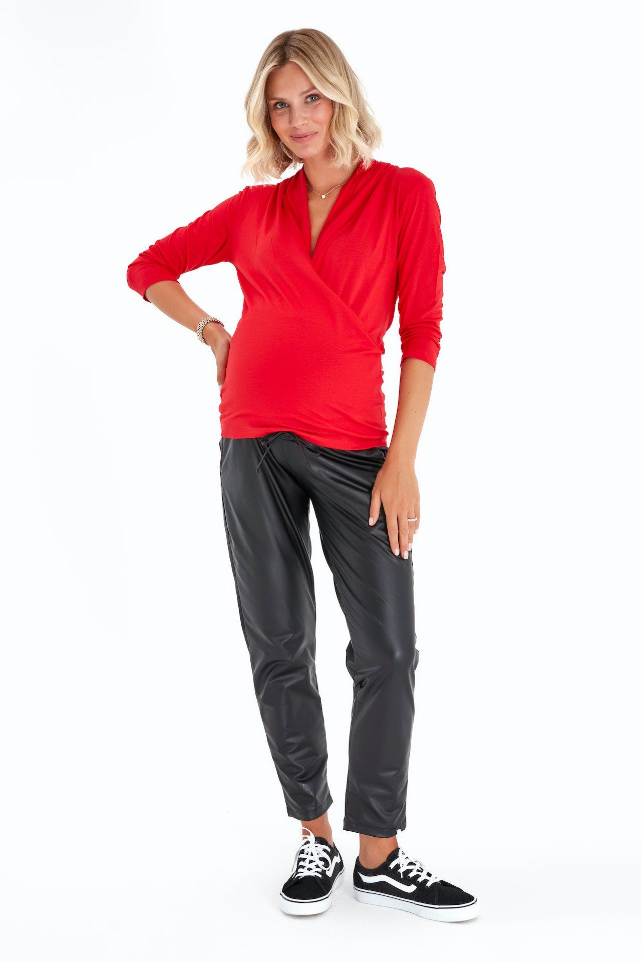 Accouchée Pure Maternity/Nursing Top in Red 