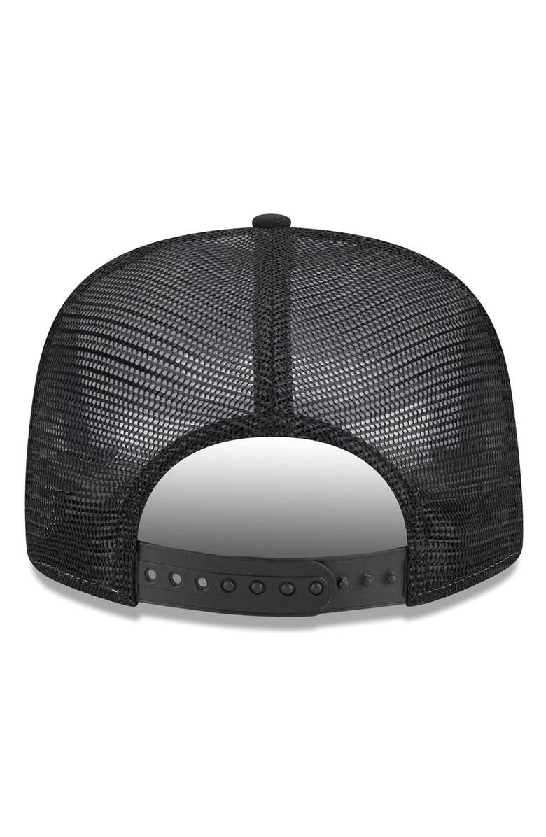 New Era Men's New Era White/Black Las Vegas Raiders Banger 9FIFTY Trucker Snapback Hat, Alternate, color, White