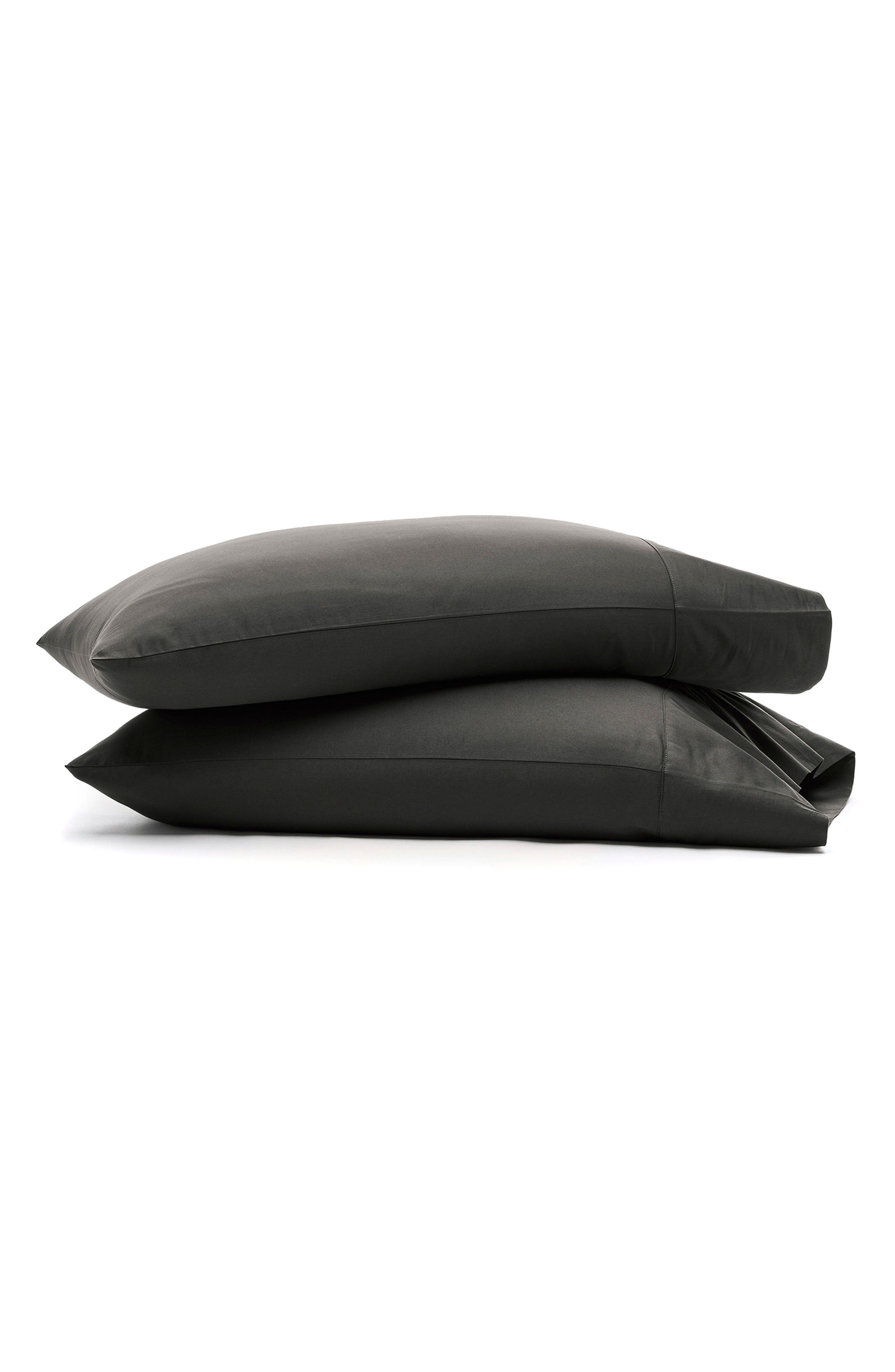 Boll & Branch Signature Hemmed Pillowcase
