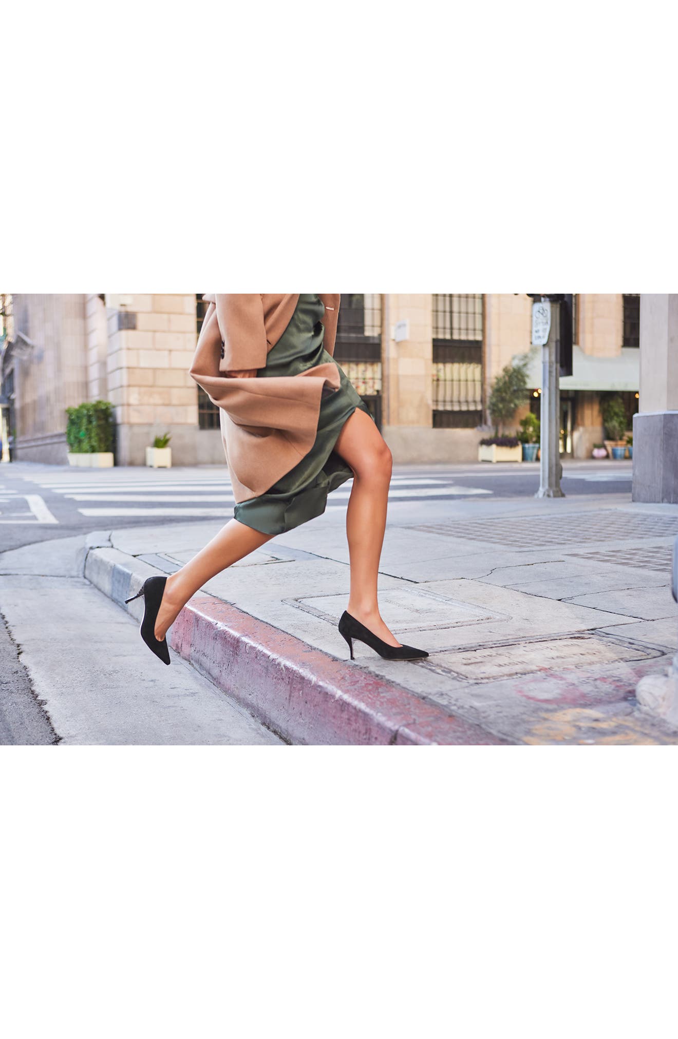 Donald Pliner Elexa Pointed Toe Pump, Alternate, color, 