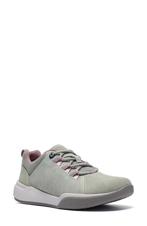 Aydria Sneaker