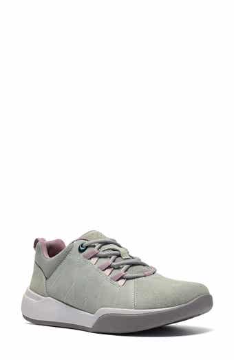 Aydria Sneaker