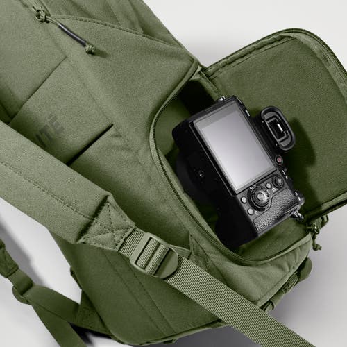 Brevitē Brevite The Jumper Photo Backpack In Green