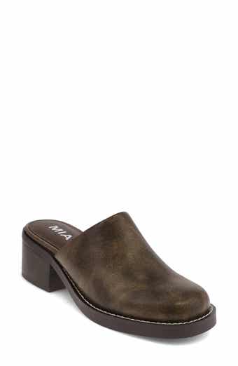 Amandine Clog