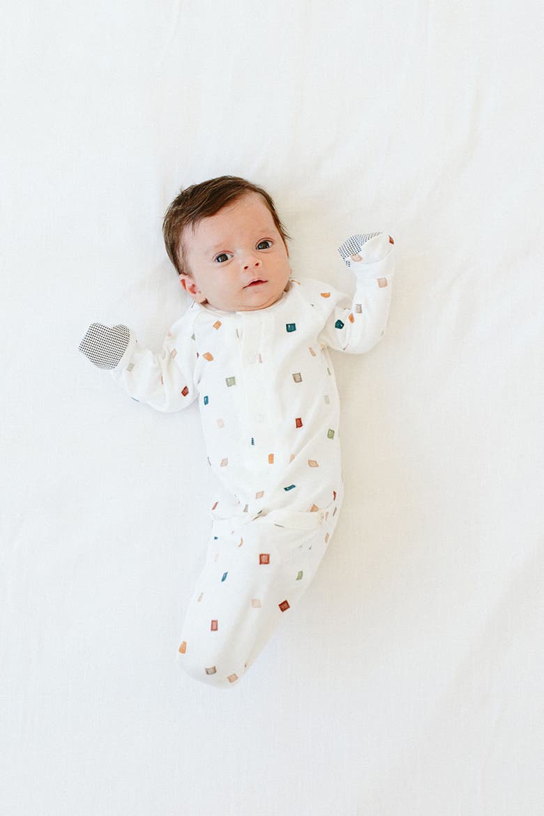 Goumi 24 Hour Convertible Sleeper Baby Gown, Alternate, color, City Blocks