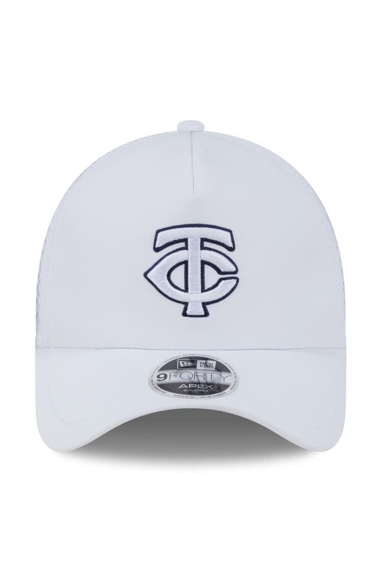 New Era Men's New Era White Minnesota Twins 2026 Batting Practice Apex 9FORTY Adjustable Trucker Hat, Alternate, color, White
