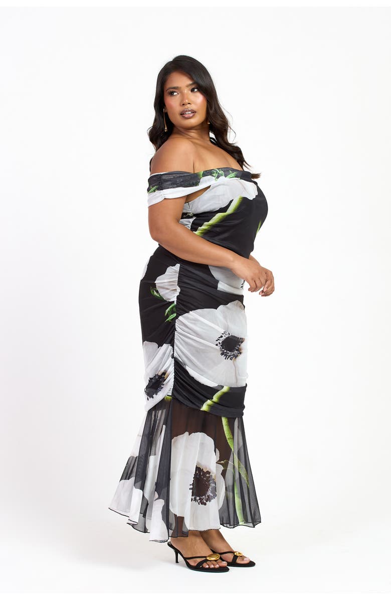FASHION-SZN CURVE Plus Size Bold Floral Ruched Midi Dress, Alternate, color, Black
