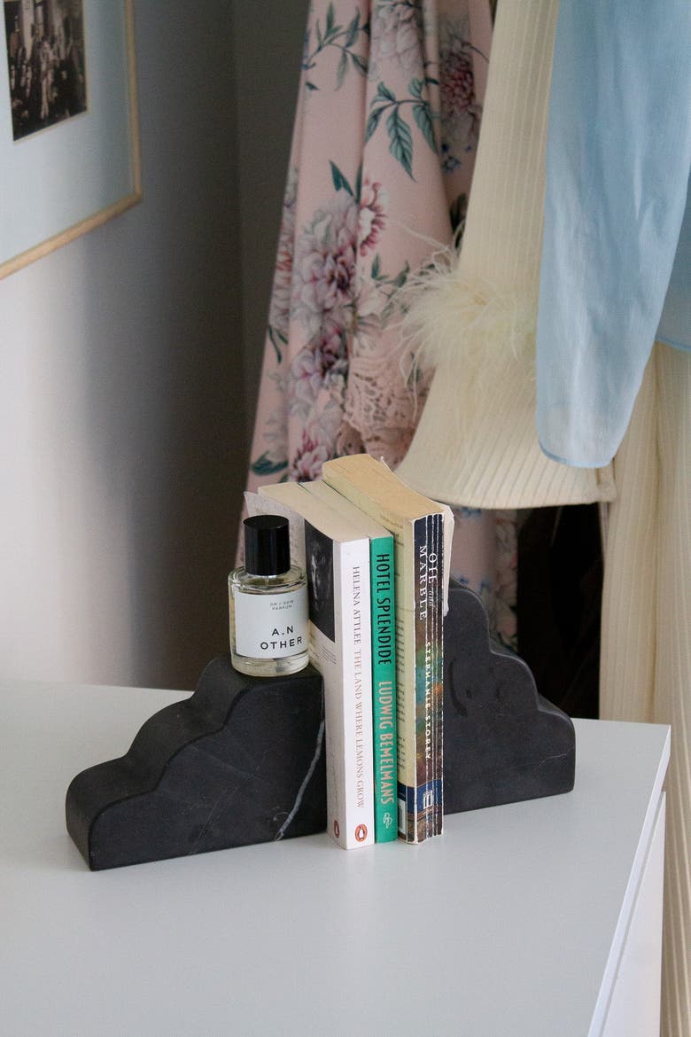 Cloud Bookend, Alternate, color, Black