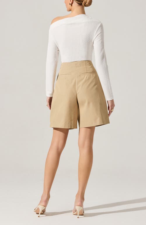Astr The Label Pleated Cotton Blend Walking Shorts In Tan