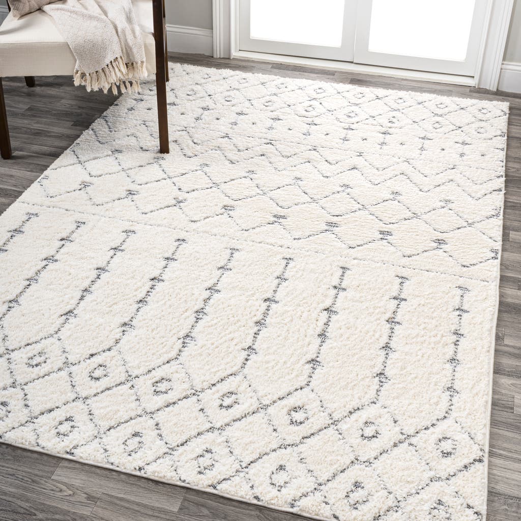 Jonathan Y Pia Moroccan Trellis Plush Carved Area Rug In Cream/gray