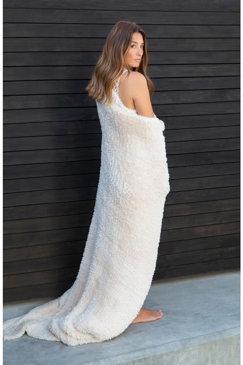 Giraffe at Home Luxe™ Knit Throw Blanket, Alternate, color, CREAM