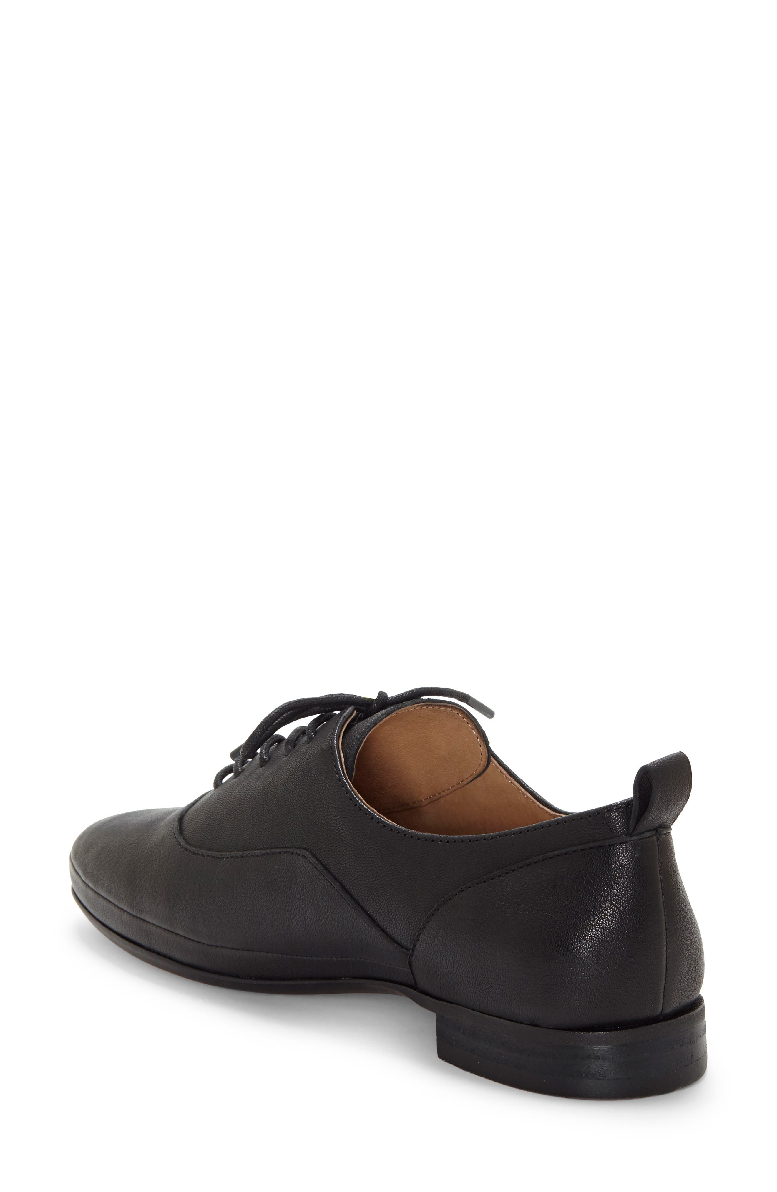 Jasleen Oxford, Alternate, color, BLACK LEATHER