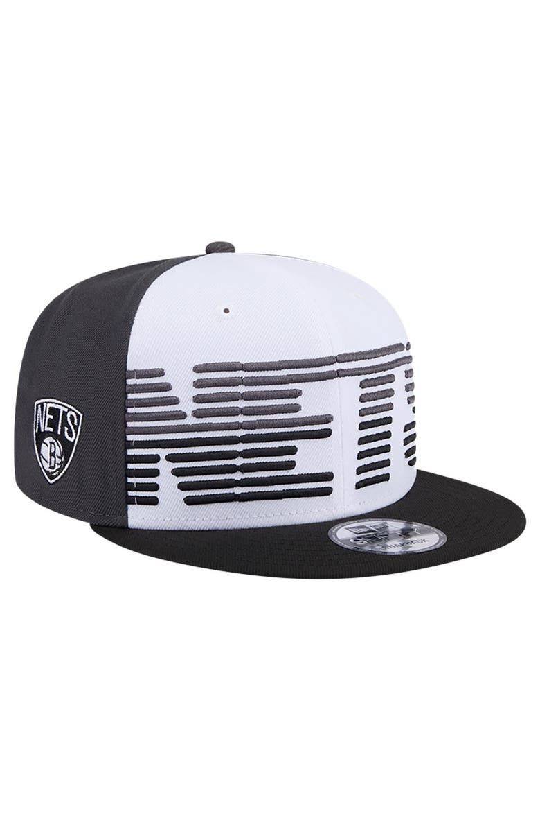 New Era Men's New Era White/Black Brooklyn Nets Throwback Gradient Tech Font 9FIFTY Snapback Hat, Main, color, White