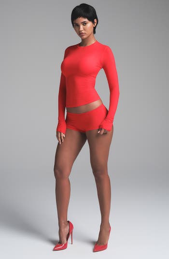 Fits Everybody Long Sleeve T-Shirt