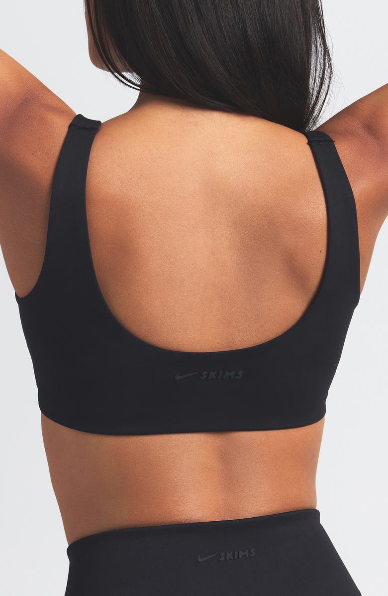 NikeSKIMS Matte Scoop Neck Bra, Alternate, color, Obsidian