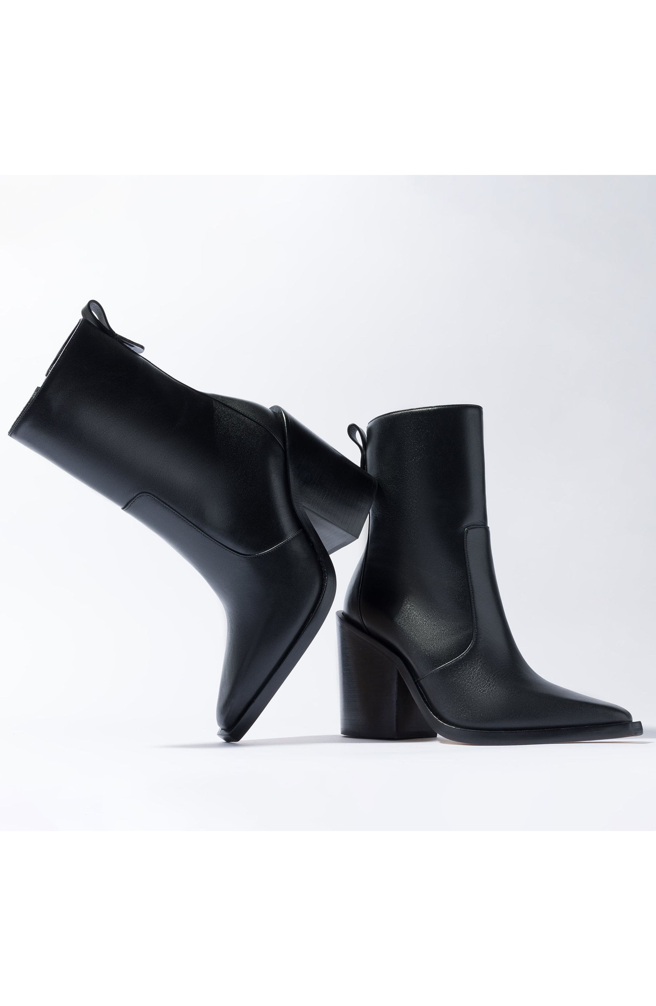 Larroudé James Boot In Black Leather, Alternate, color, 