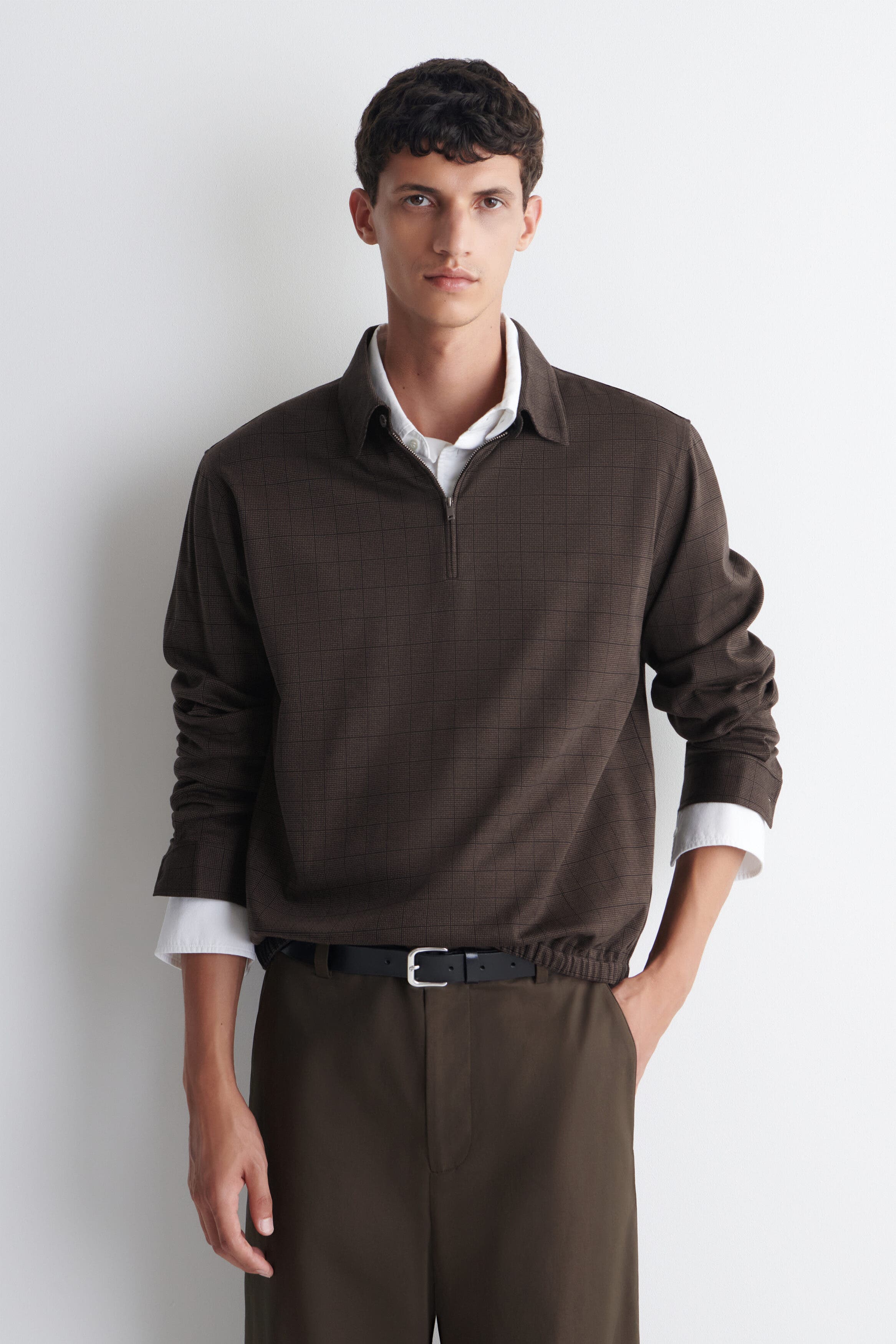 selected BROWN / CHECKED