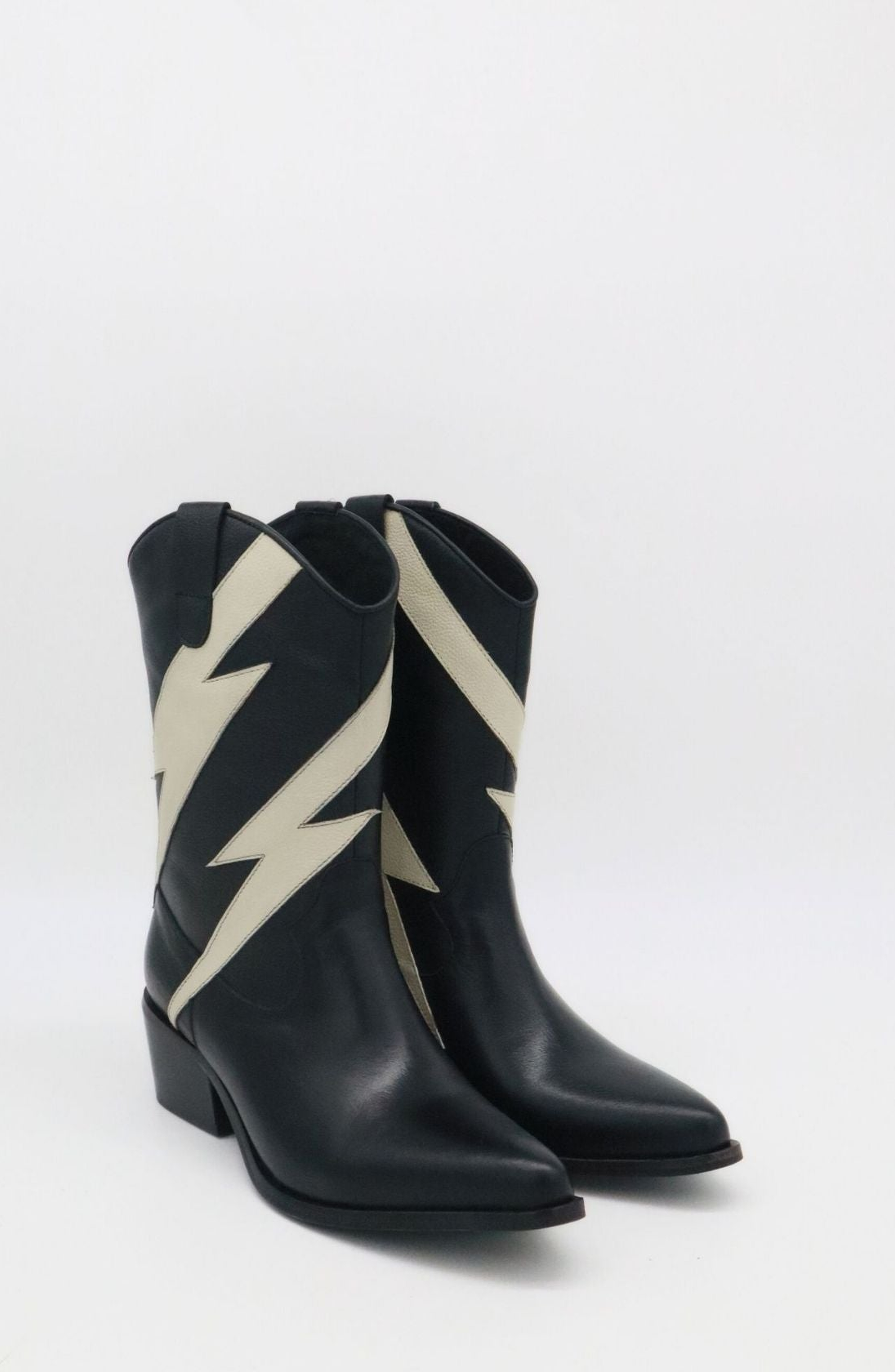 STIVALI NEW YORK Idol Western Cowboy Boots, Alternate, color, Black / Off-White