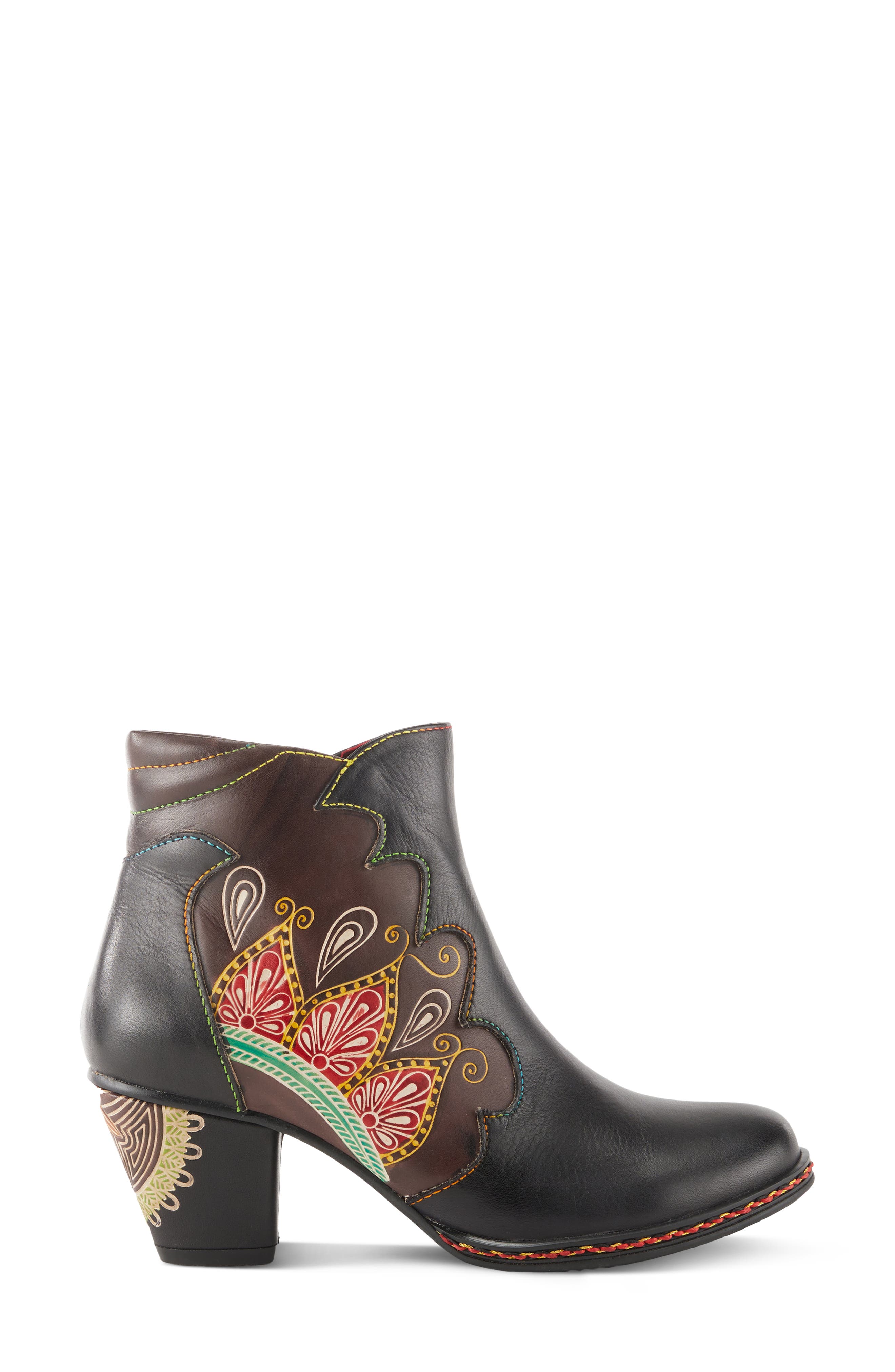 L'Artiste by Spring Step Zamihi Bootie, Alternate, color, Black