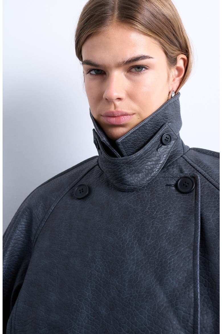 Ovoid Sleeve Short Faux Leather Trench Coat, Alternate, color, BLACK
