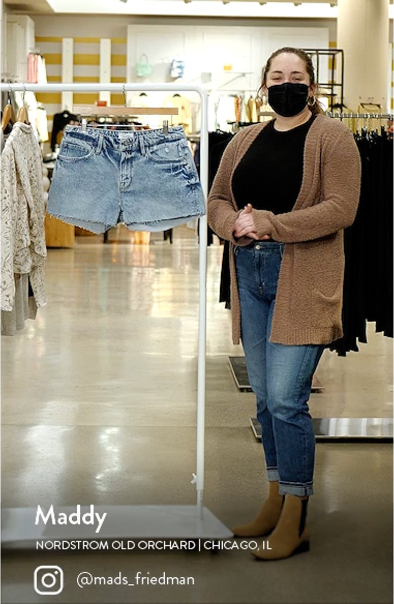 Le Grand Garçon Raw Hem Shorts, sales video thumbnail