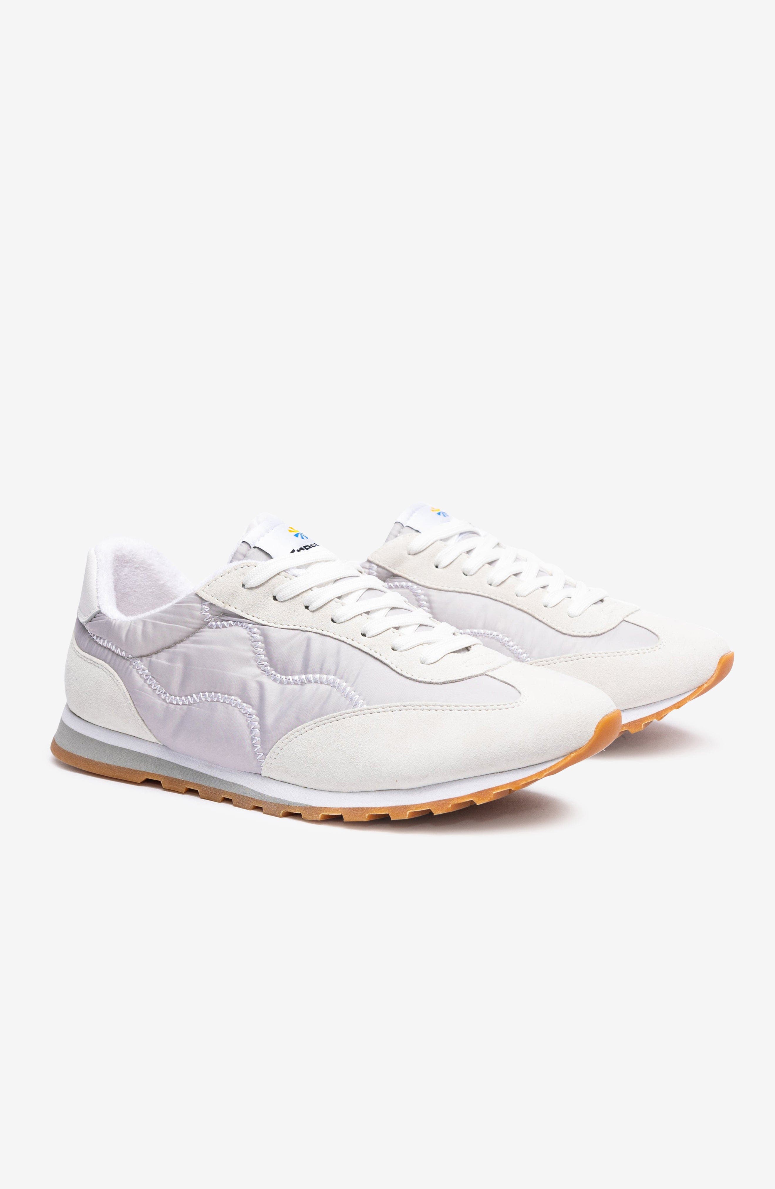 Freshy LoPro Runner Sneaker, Alternate, color, 