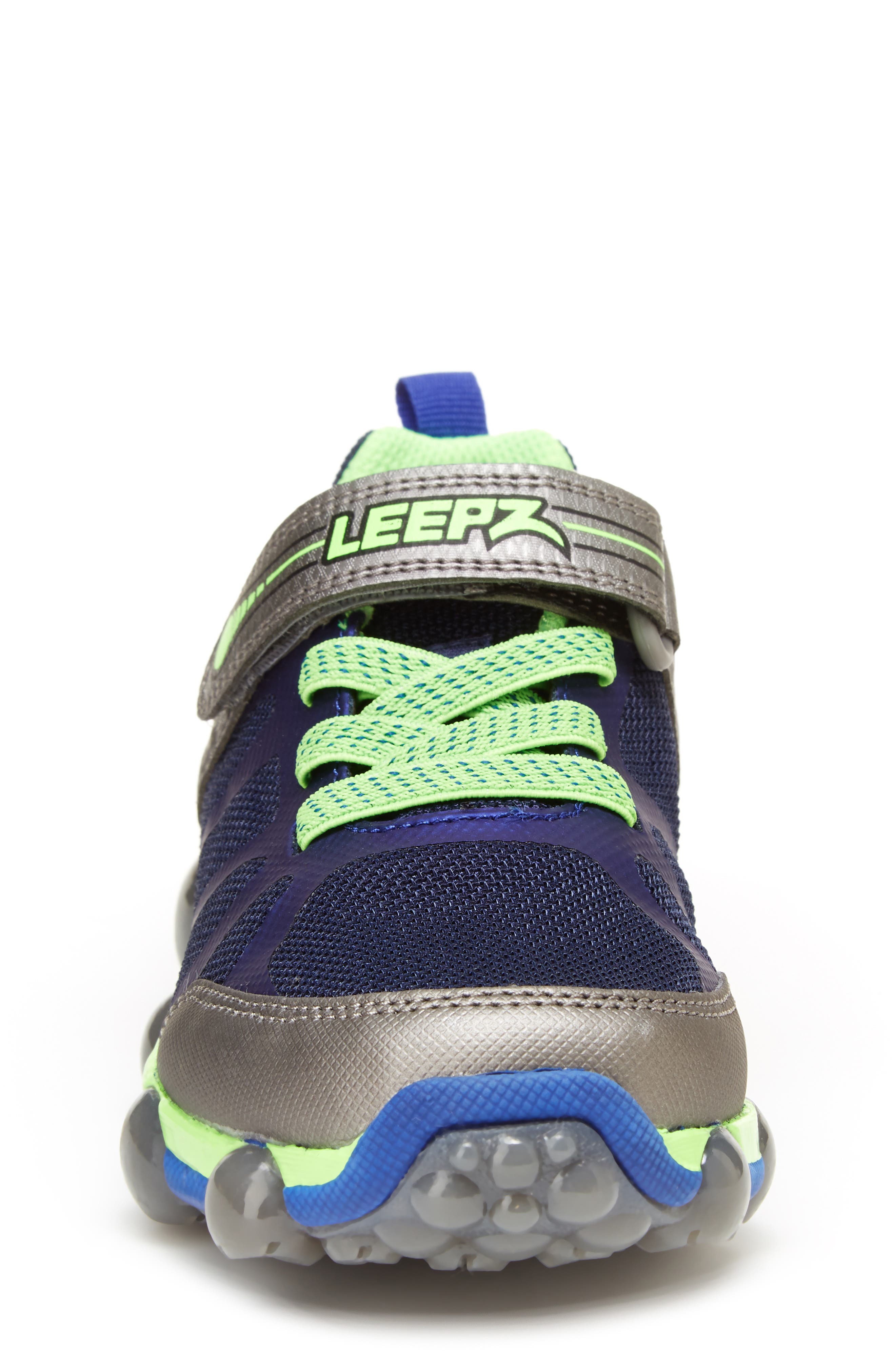 Stride Rite Leepz 3.0 LIght-Up Sneaker, Alternate, color, 