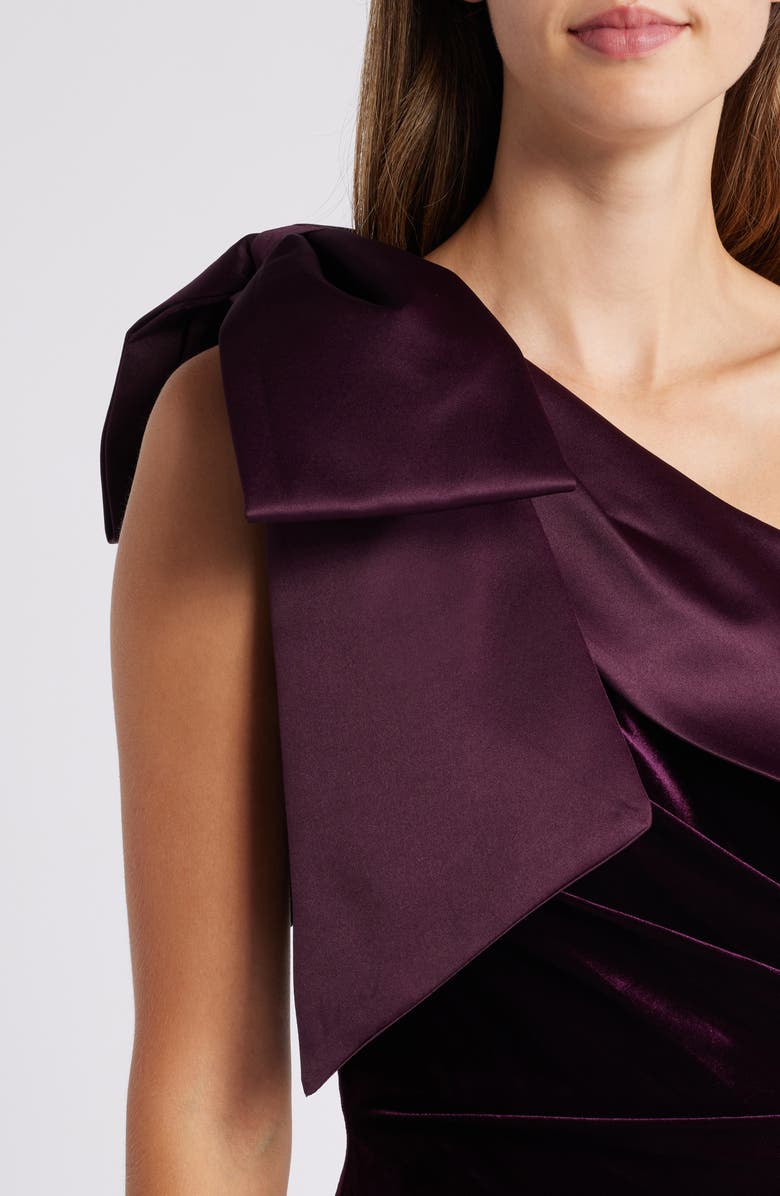 Eliza J One-Shoulder Bow Gown, Alternate, color, Aubergine
