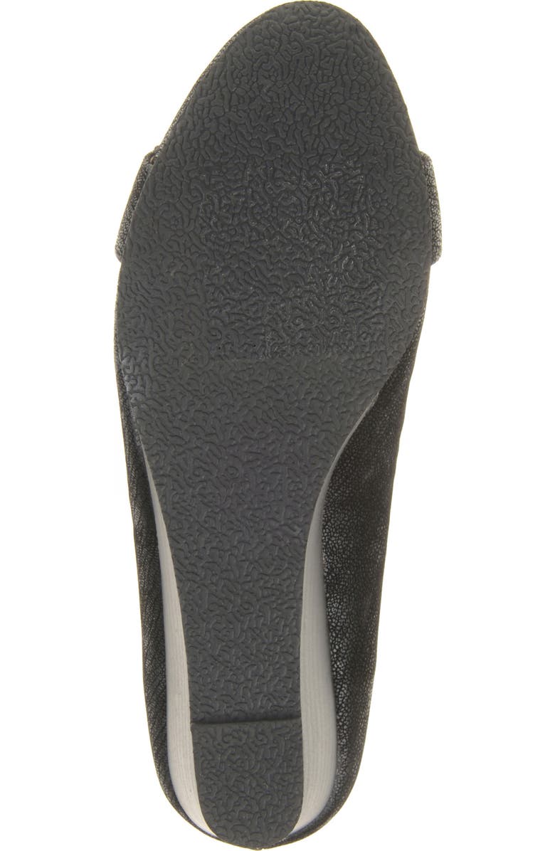 Journee Collection Grayson Wedge Pump - Wide Width, Alternate, color,