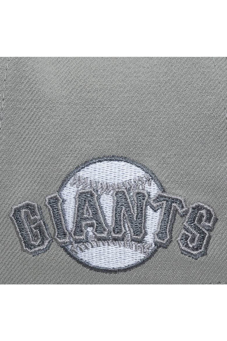 Men's Mitchell & Ness  Gray San Francisco Giants Thunderstorm Head Coach Pro-Crown Adjustable Hat, Alternate, color, Gray