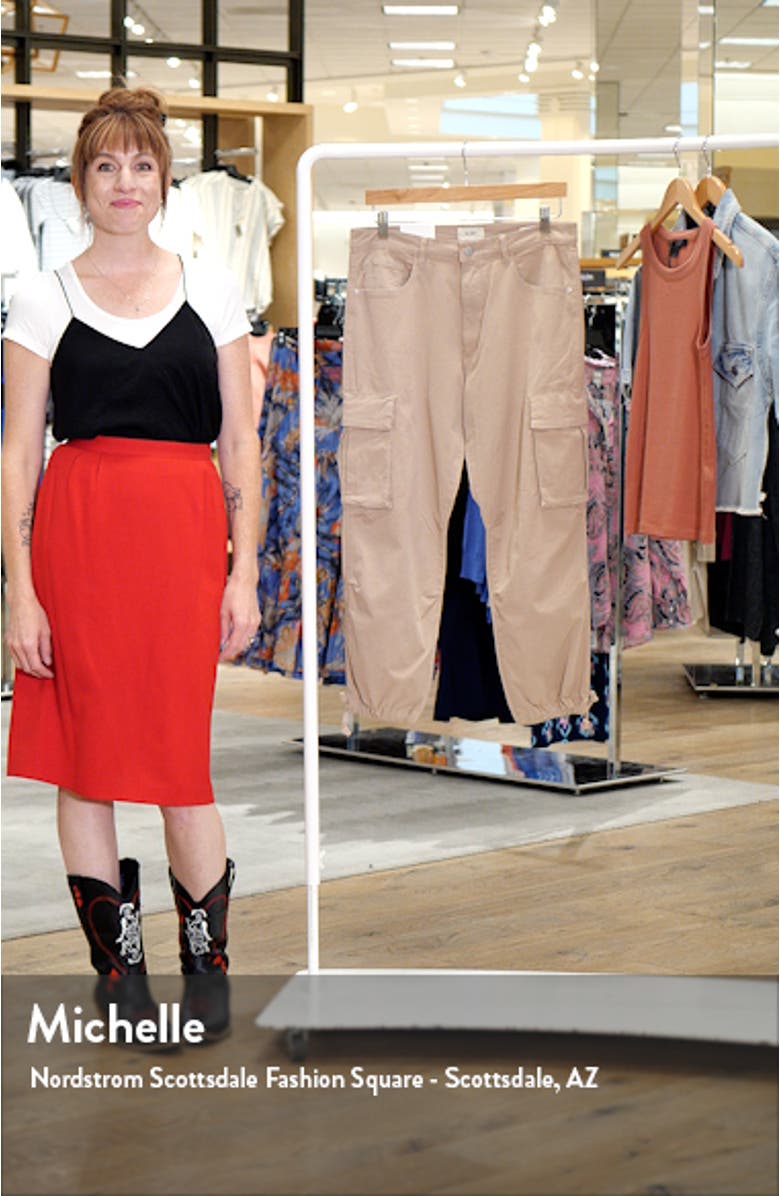 Gwen Cargo Joggers, sales video thumbnail