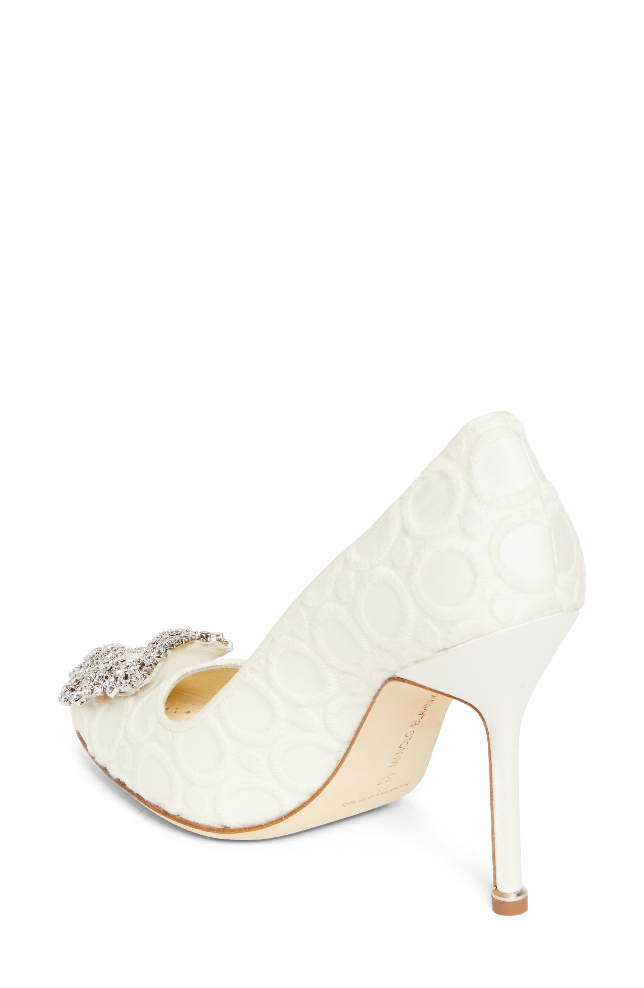 Manolo Blahnik Hangisi Crystal Buckle Pump, Alternate, color, Light Cream