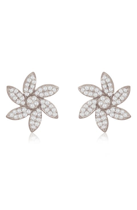 14K Gold Diamond Flower Stud Earrings - 0.20ct.