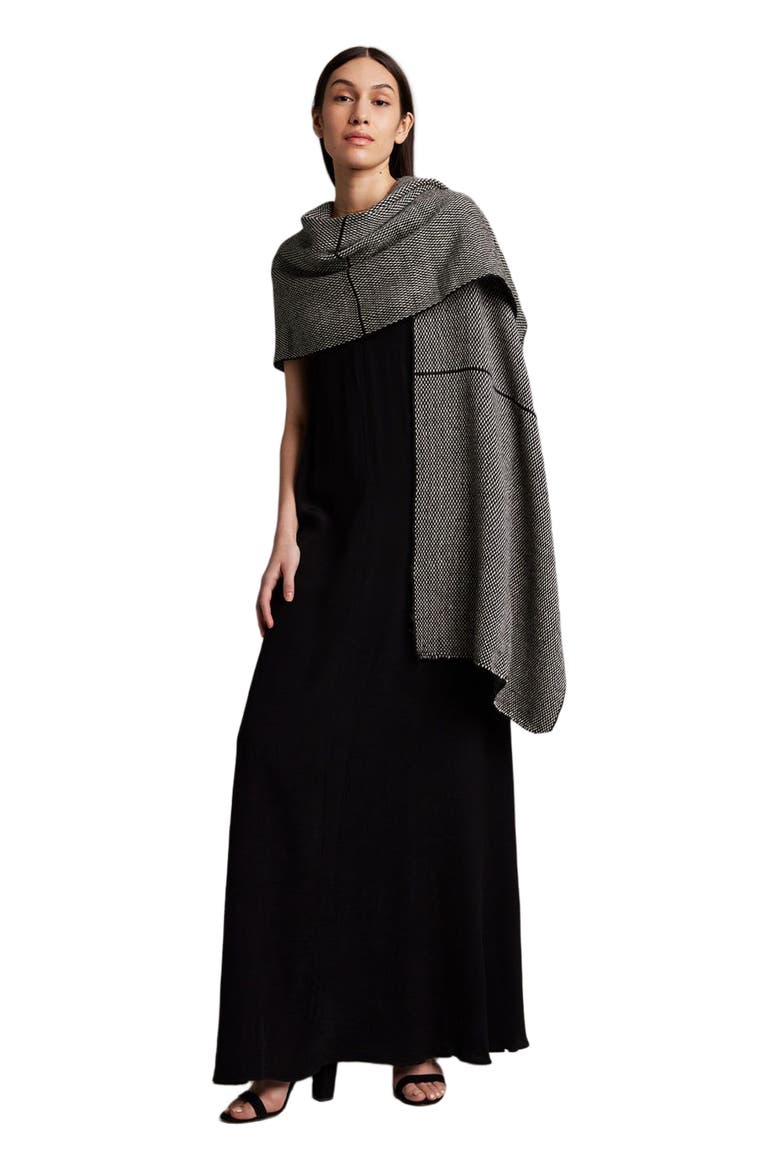 Lineas Shawl in Baby Alpaca, Alternate, color, Black/Ivory