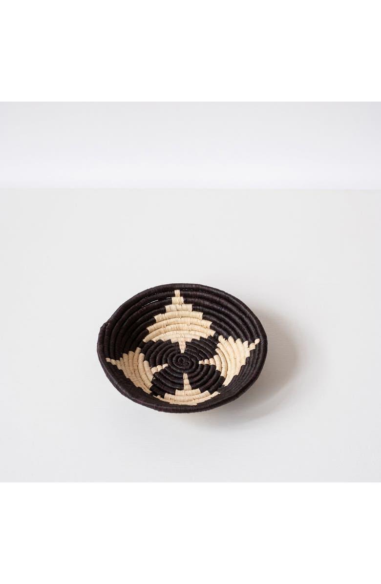 Maadili Collective Small Monochrome Daisy Basket, Alternate, color, Black