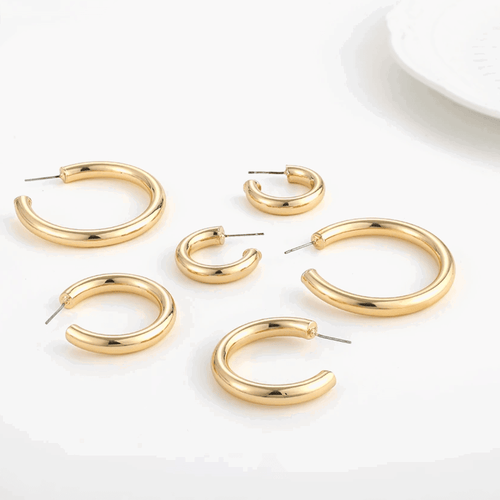 Hollywood Sensation Bold And Beautiful Hoop Earrings In Gold