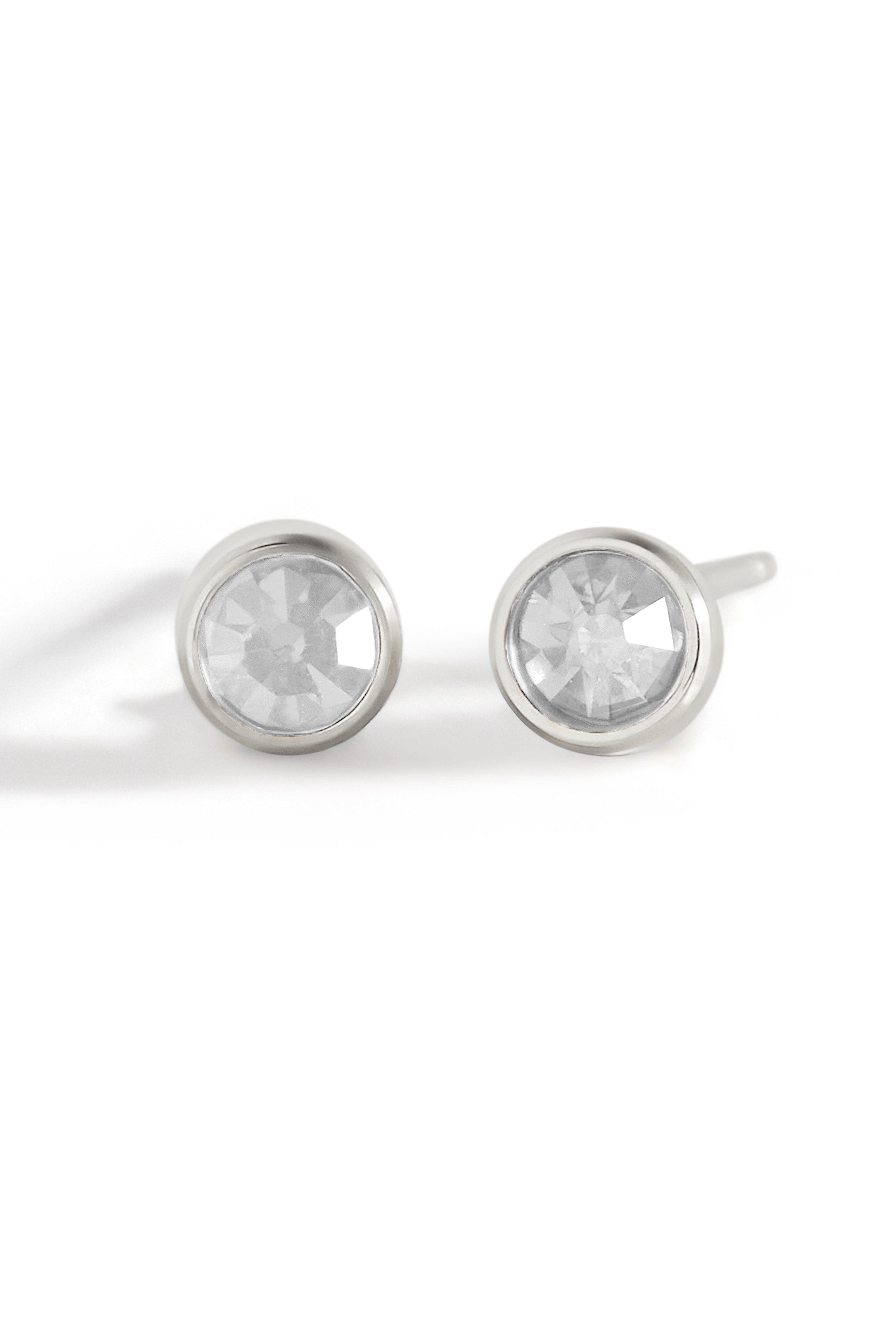 selected Silver / April Diamond