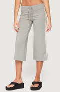 EDIKTED Zanele Side Stripe Capri Sweatpants
